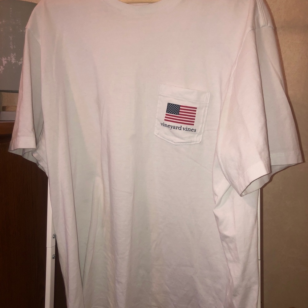 Vineyard Vines USA Men’s Tee Shirt Large